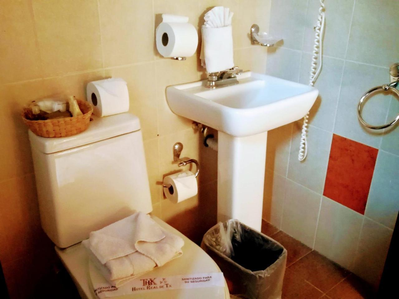 Hotel Real De Tx تيكيسكيابان المظهر الخارجي الصورة
